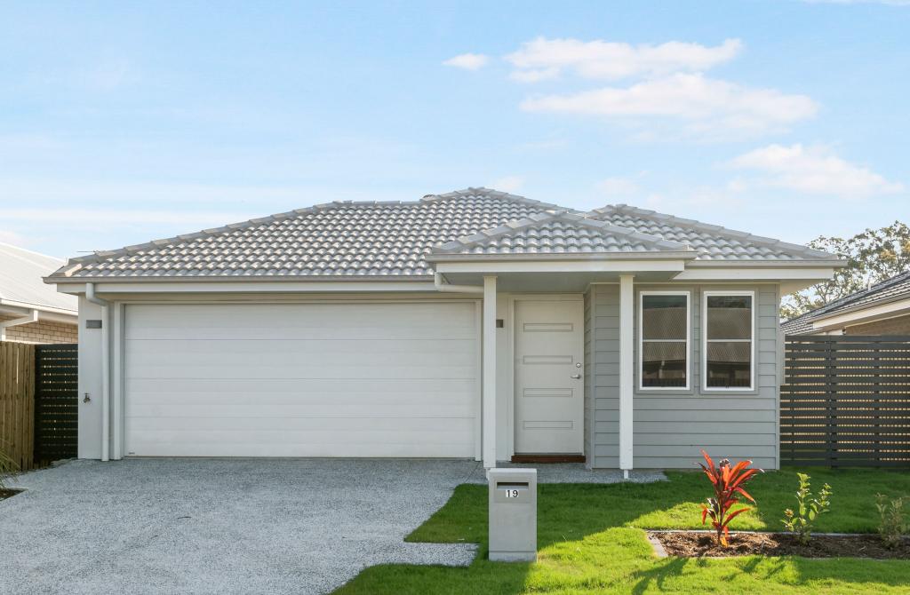 19 Packenham St, Burpengary East, QLD 4505