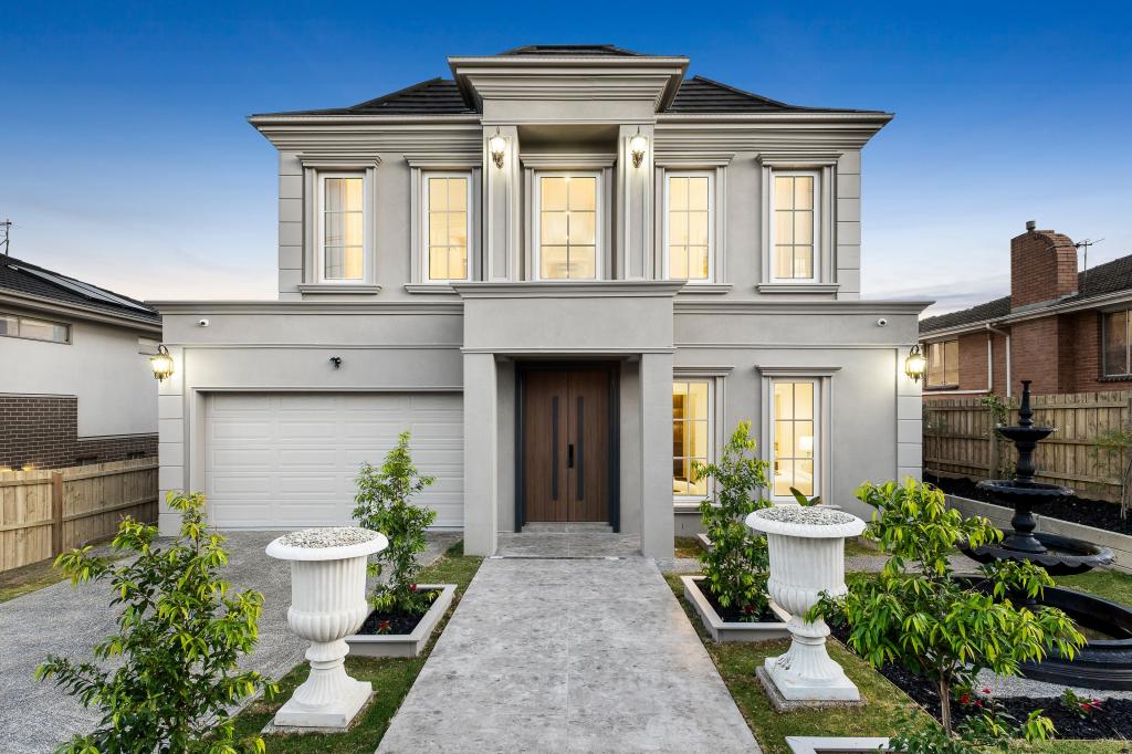 18 Tandara Ave, Doncaster, VIC 3108