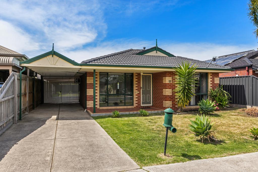 11 TRYTHALL CT, ALTONA MEADOWS, VIC 3028