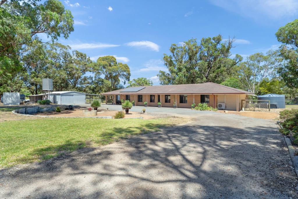 7 Winery Dr, Karnup, WA 6176