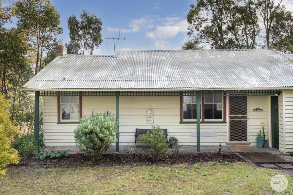 26 Rowlers Rd, Snake Valley, VIC 3351