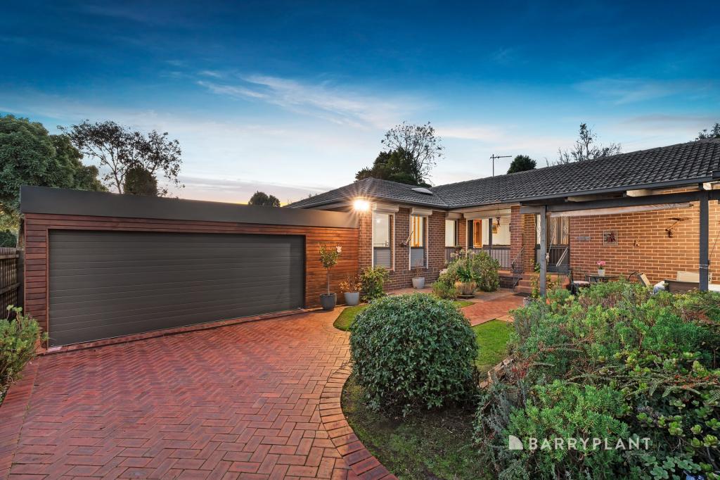 17 Hartington Dr, Wantirna, VIC 3152