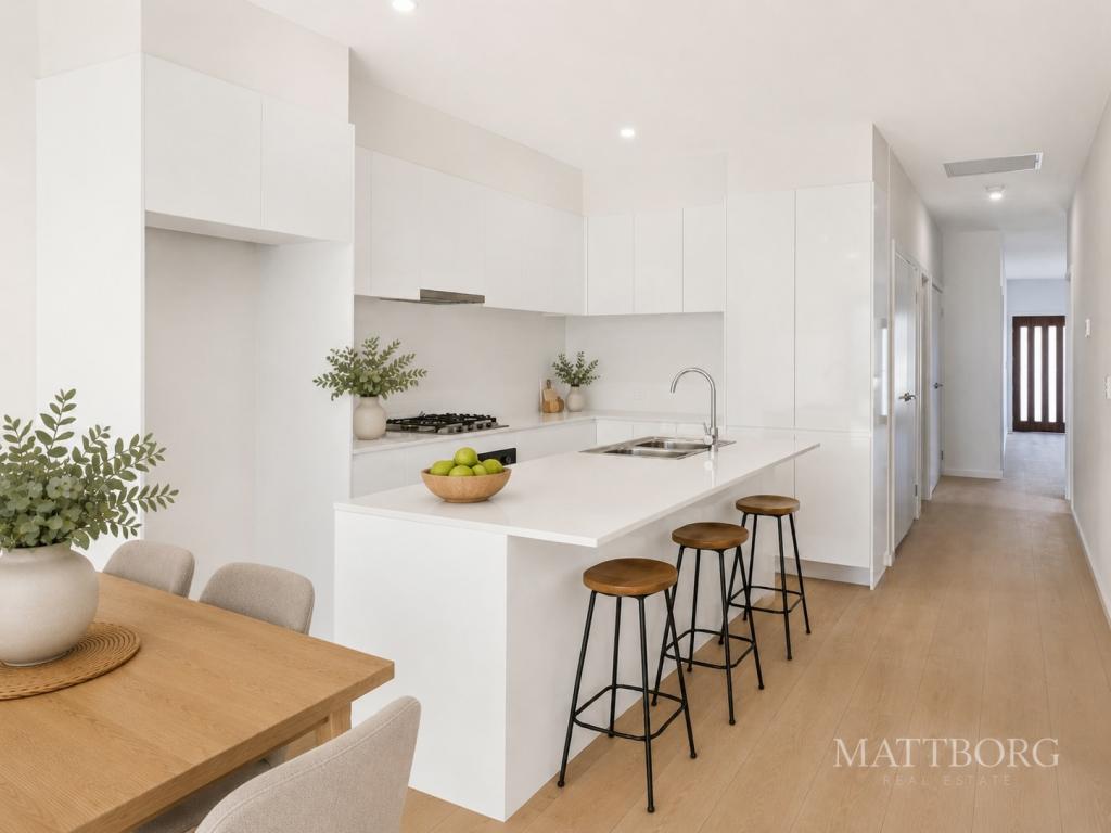 8B ALTITUDE ST, BADAGARANG, NSW 2540