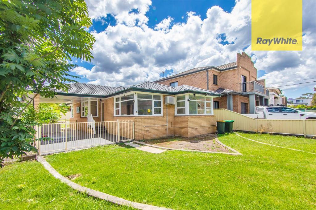 8 Martin St, Roselands, NSW 2196