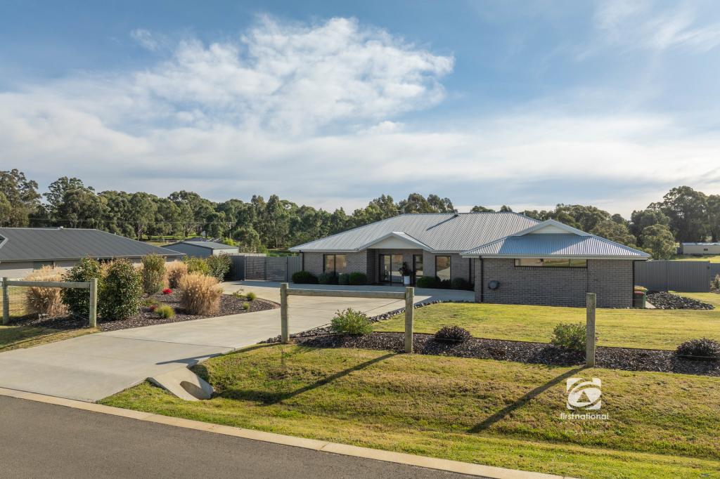 64 Parkside Dr, Nicholson, VIC 3882