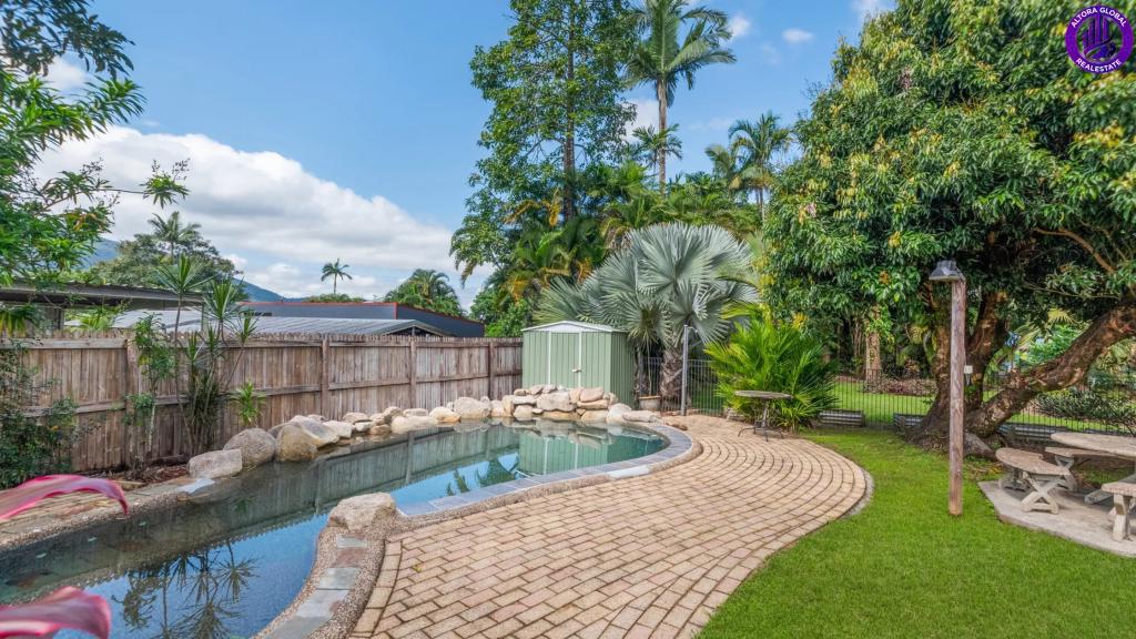 3 Cook St, Tully, QLD 4854