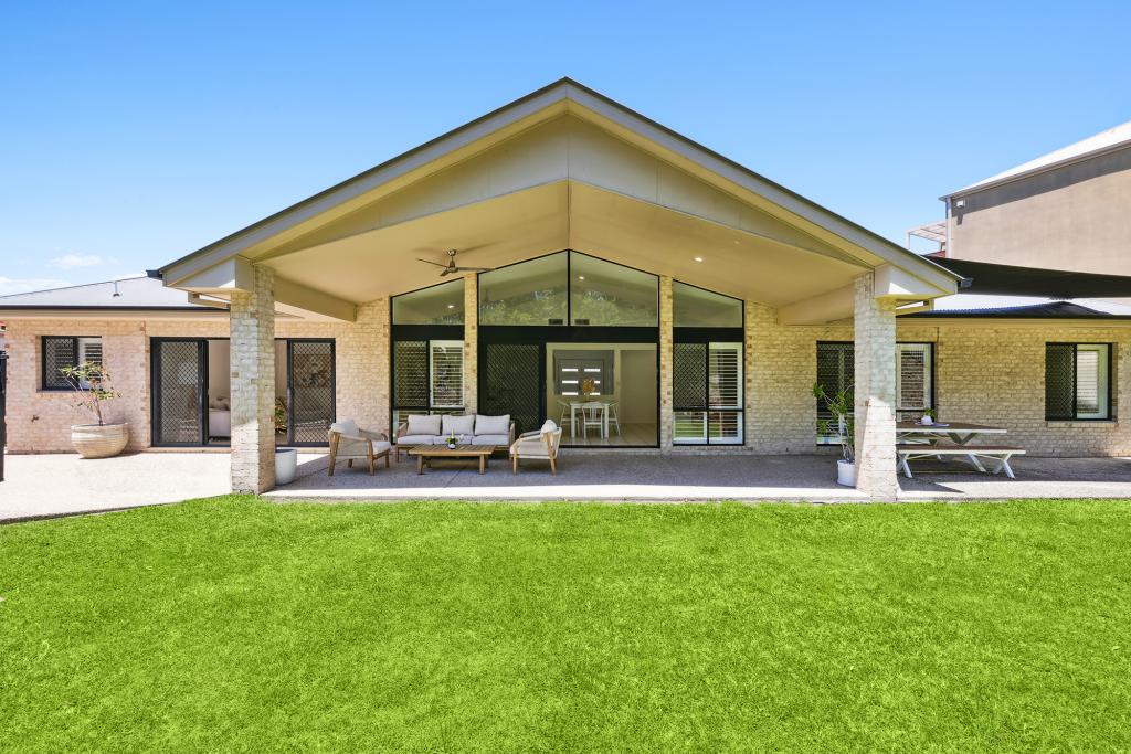 9 Winton Tce, Varsity Lakes, QLD 4227