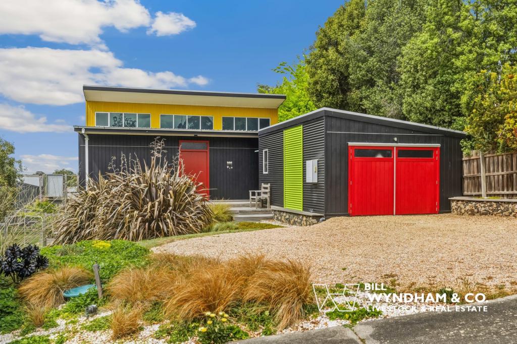 16 Clifton Cl, Wy Yung, VIC 3875