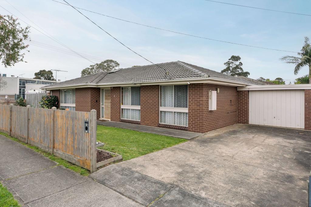 1 Alexander St, Cranbourne, VIC 3977