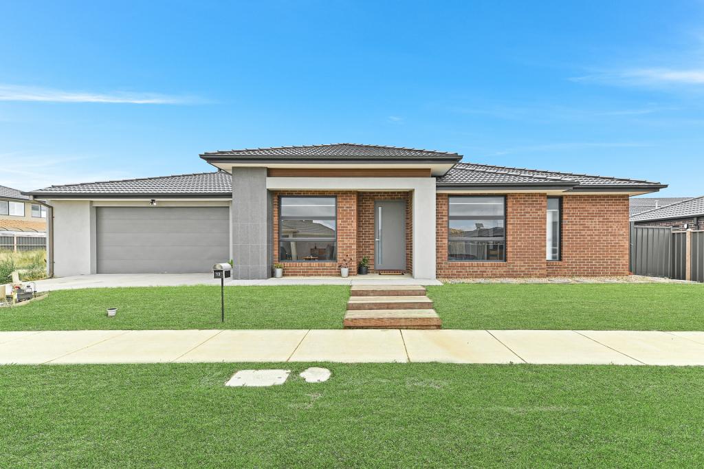 13 Carnation St, Clyde, VIC 3978