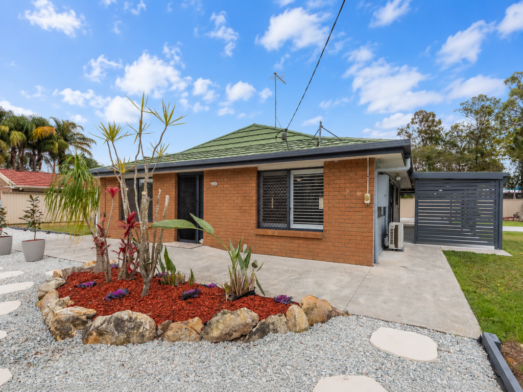 69 Anchusa St, Kingston, QLD 4114