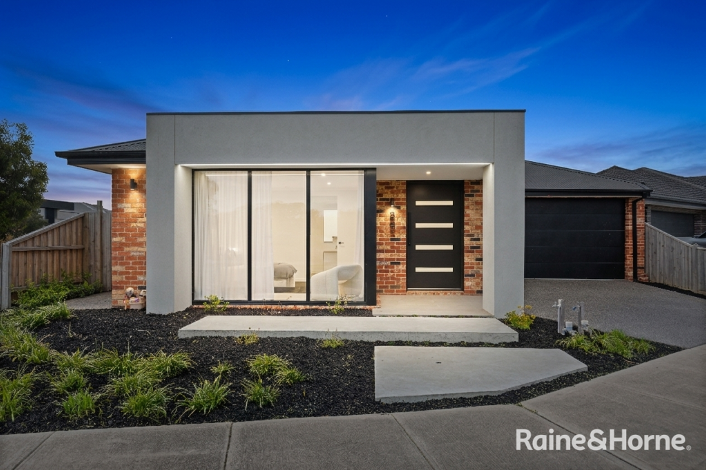 41 Haldon Ave, Mickleham, VIC 3064