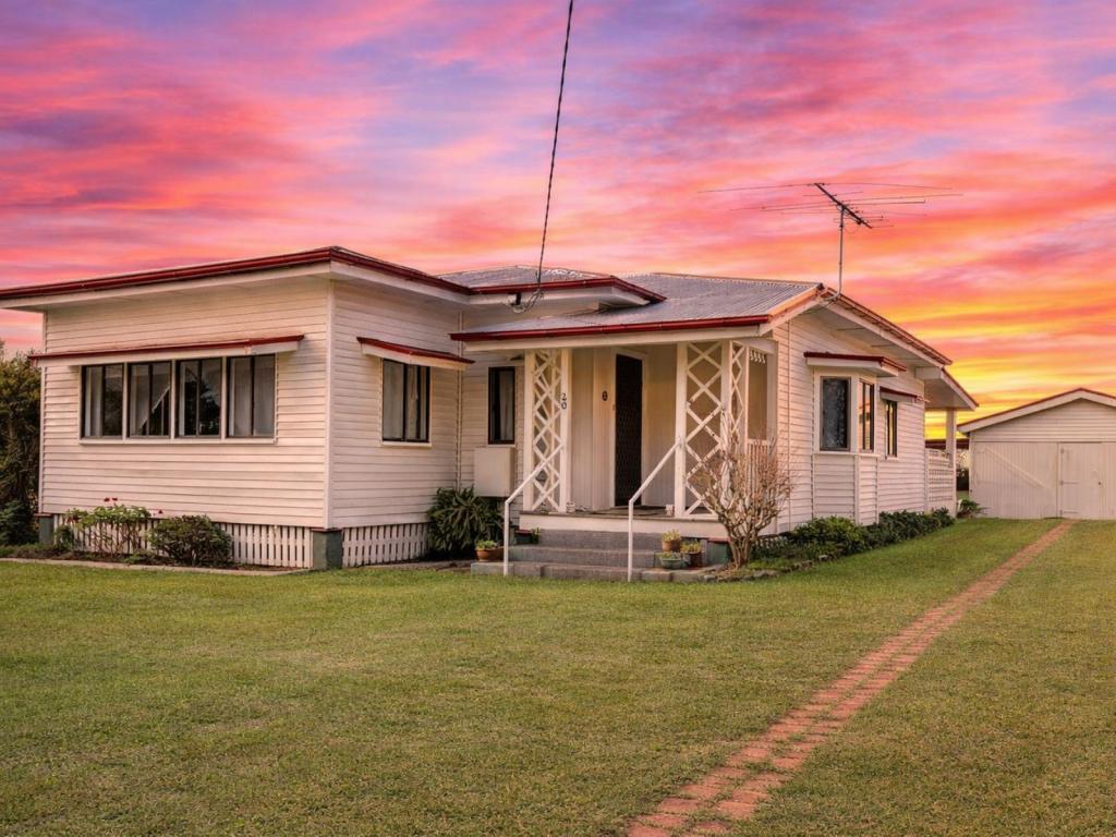 20 TAMARIND ST, MALENY, QLD 4552