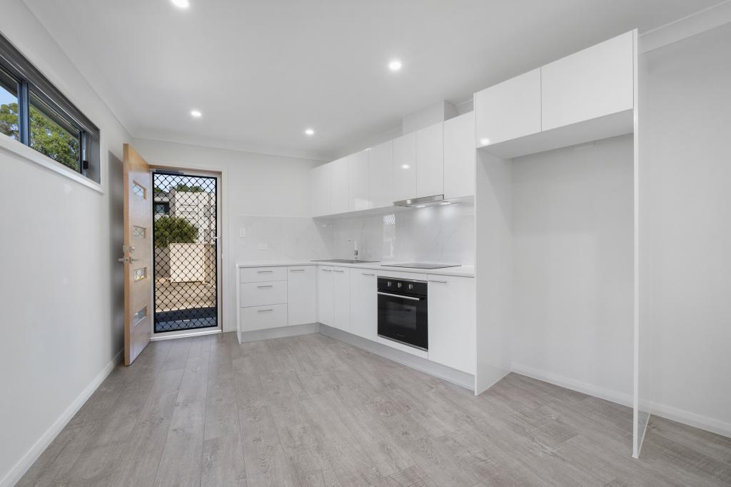 24a Matthew Cres, Blacktown, NSW 2148