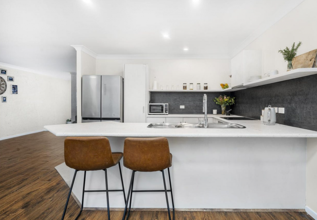 6 River Gum Gr, Hamlyn Terrace, NSW 2259
