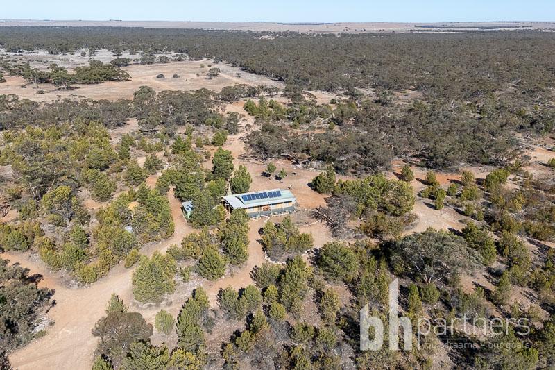 648 Goondooloo Rd, Bowhill, SA 5238