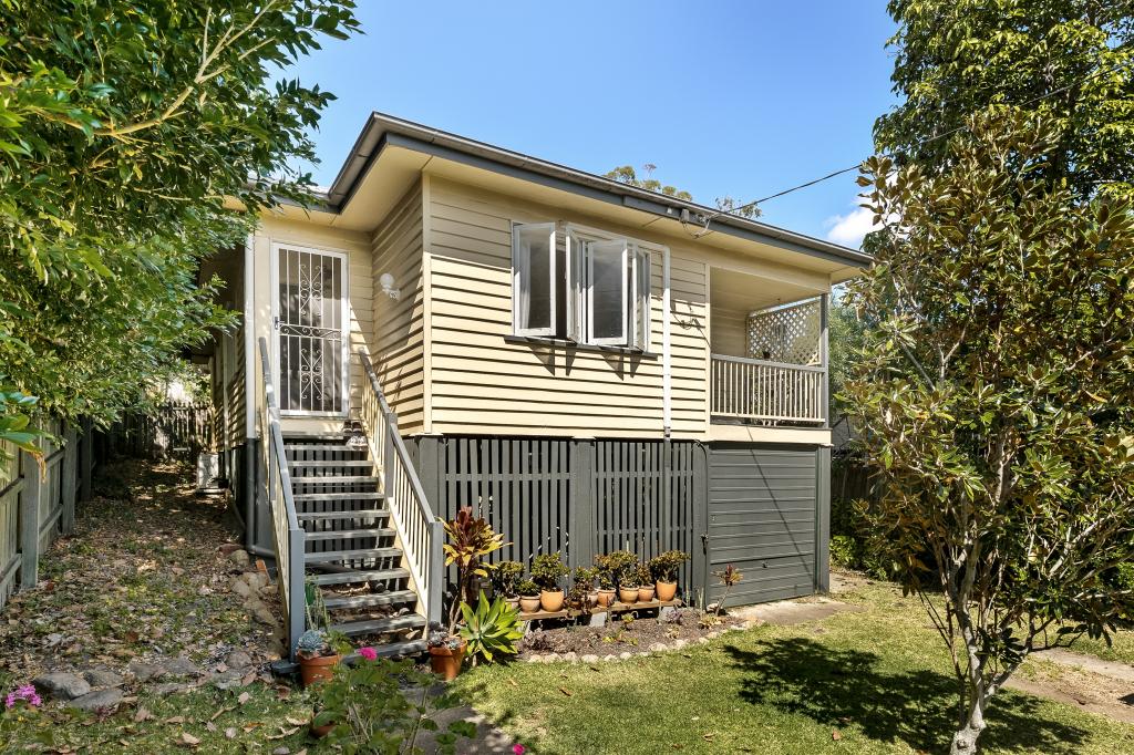 32 Beatrice St, Bardon, QLD 4065