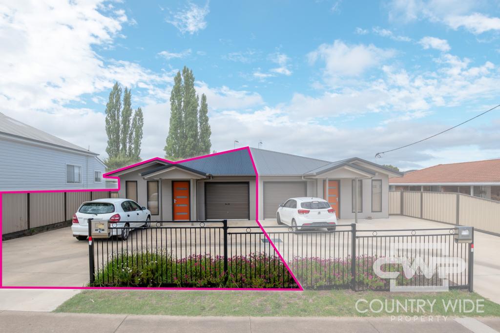 2/155 Wentworth St, Glen Innes, NSW 2370