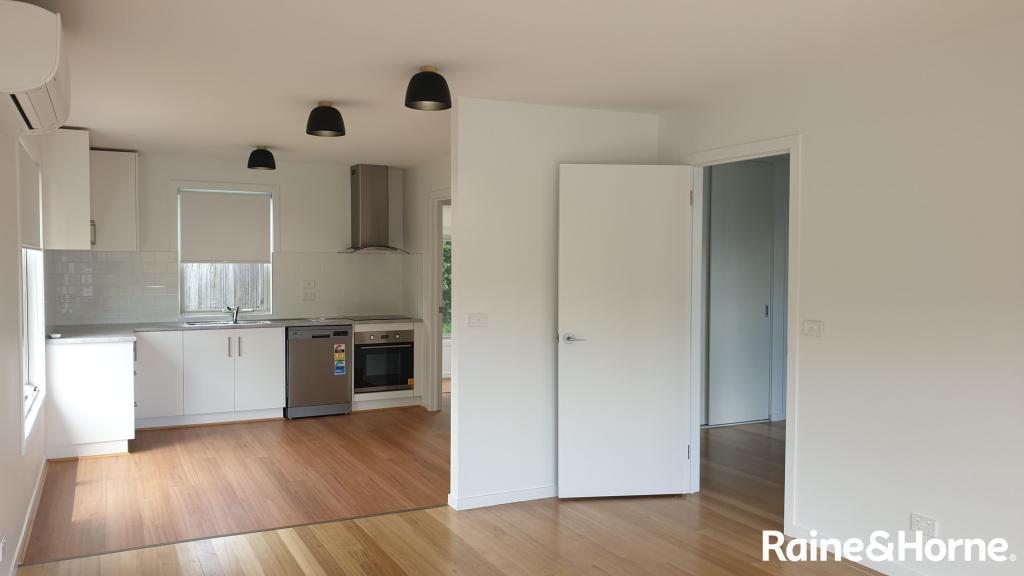 5 Nilpena St, Mornington, TAS 7018