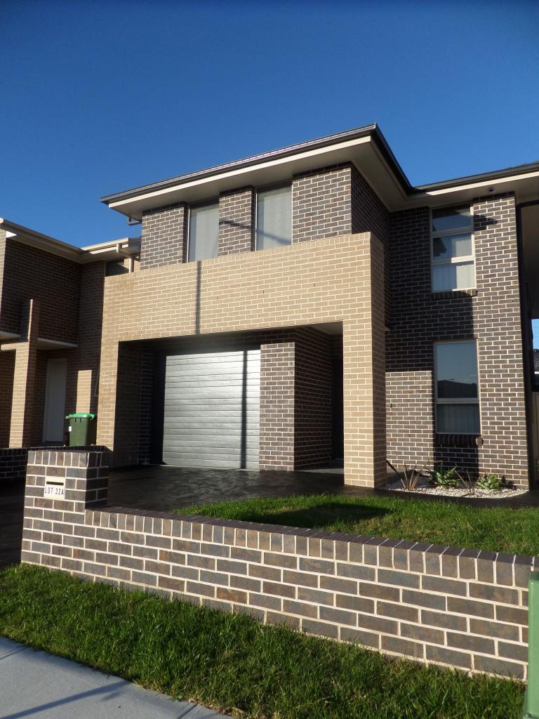 63 Bernier Way, Green Valley, NSW 2168