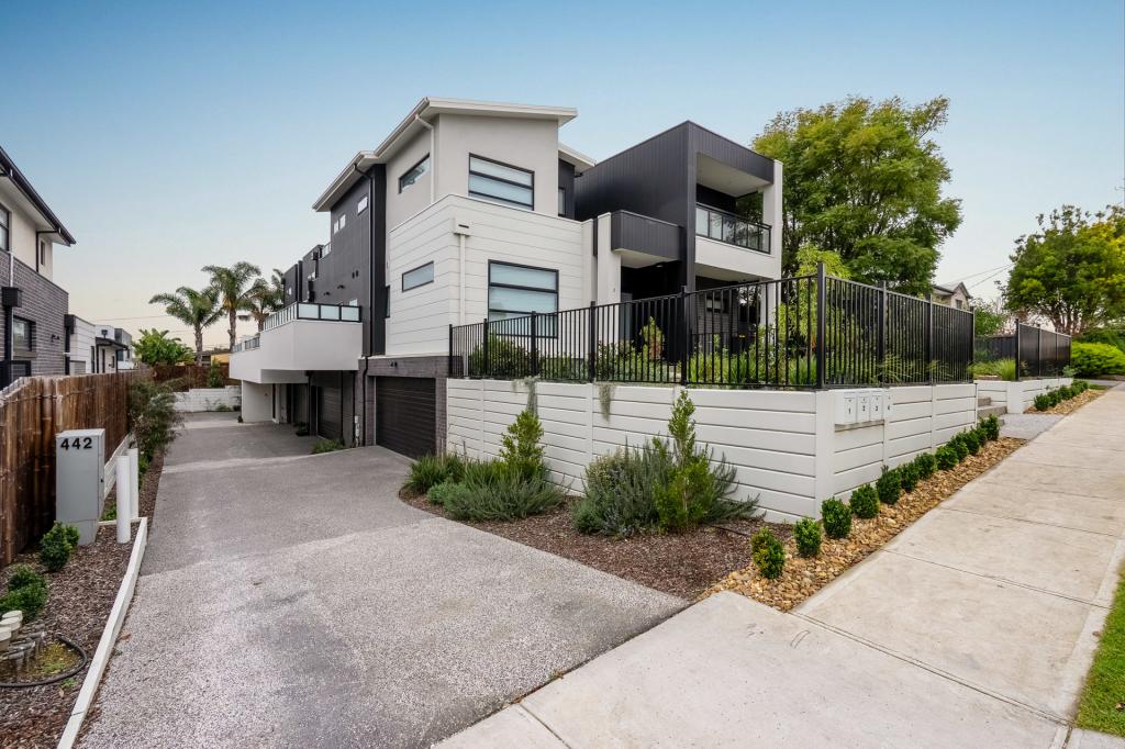 3/442 Buckley St, Essendon West, VIC 3040