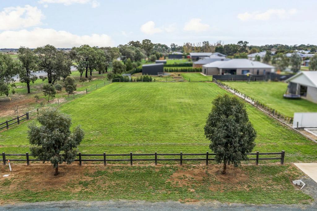 1 Wild Oat Dr, Echuca, VIC 3564