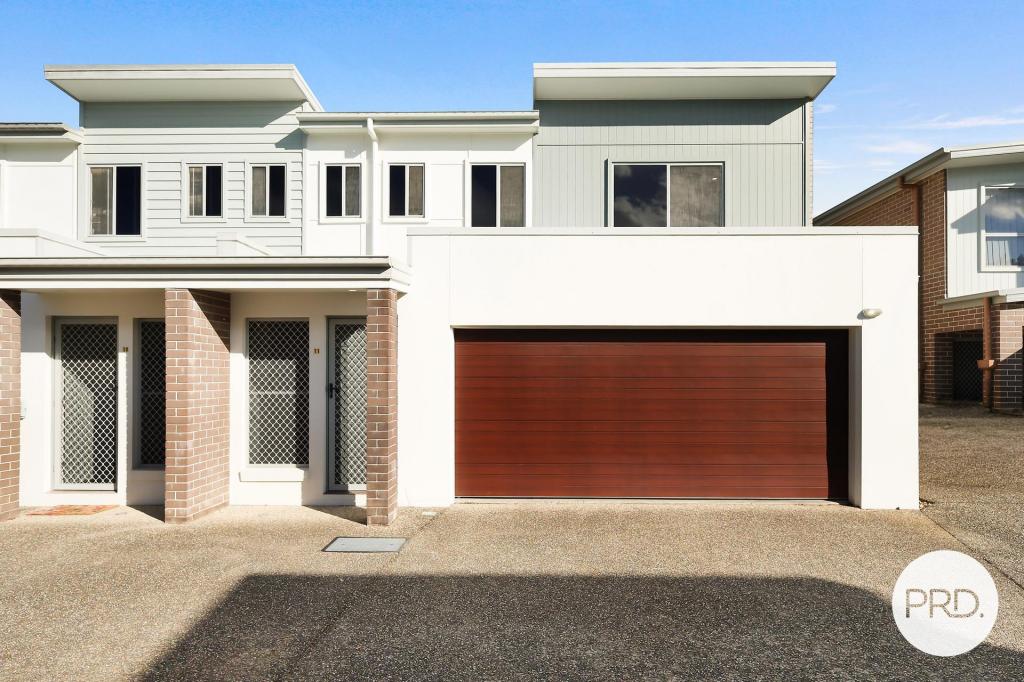 11/126 CENTRAL ST, LABRADOR, QLD 4215