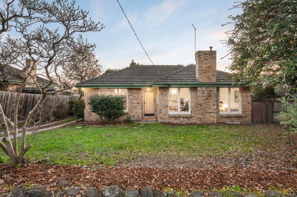 14 Quentin St, Forest Hill, VIC 3131