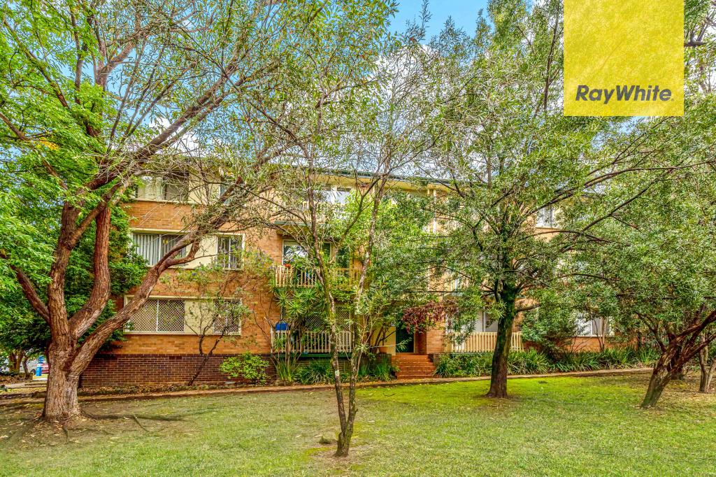 4/2-6 Marlene Cres, Greenacre, NSW 2190