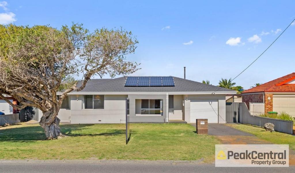 19 Waikiki Rd, Safety Bay, WA 6169