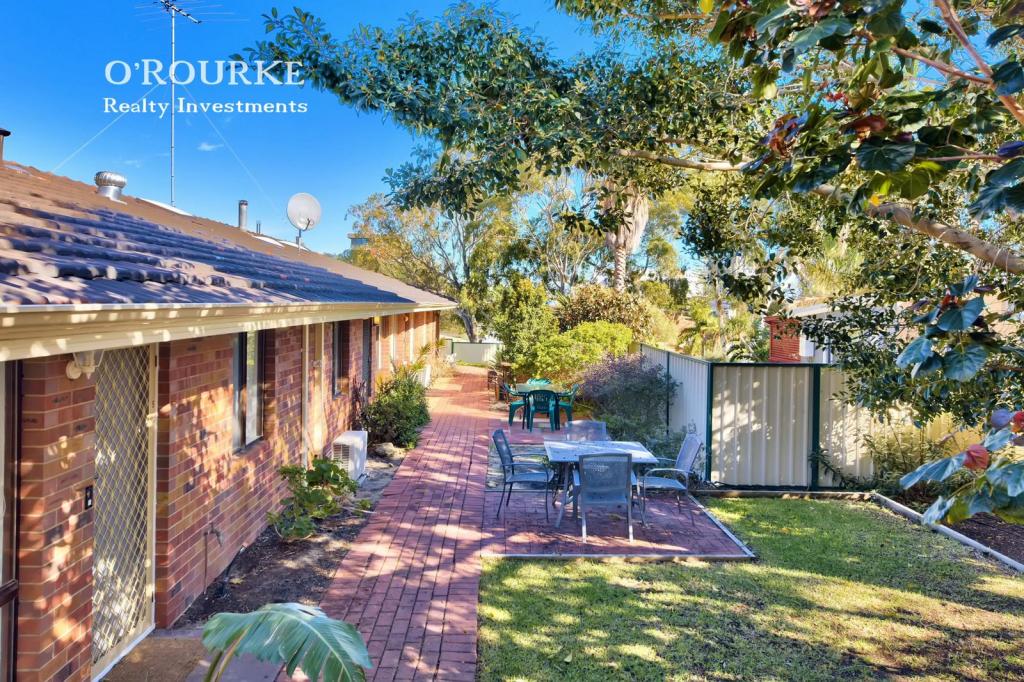 8/2 Edgehill St, Scarborough, WA 6019
