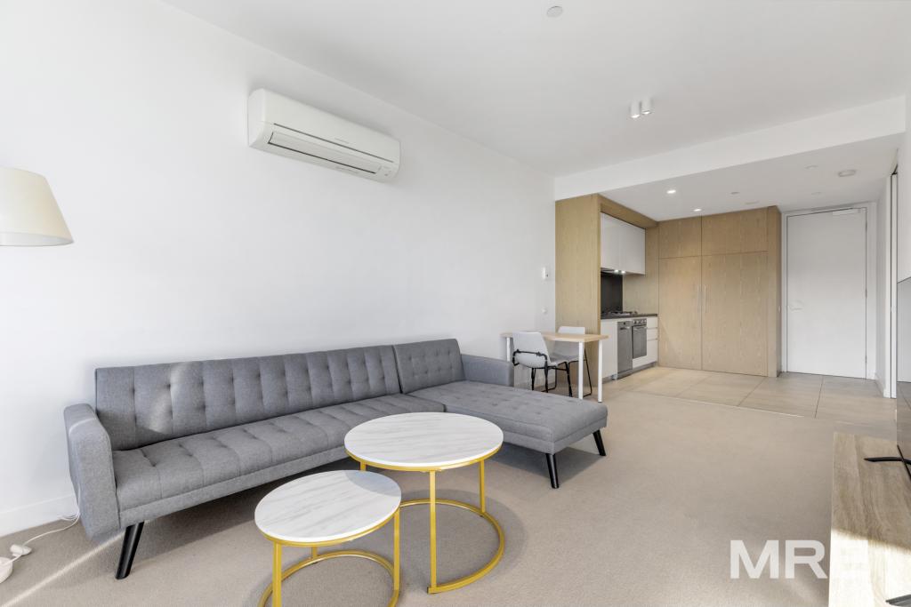 815/74 QUEENS RD, MELBOURNE, VIC 3004