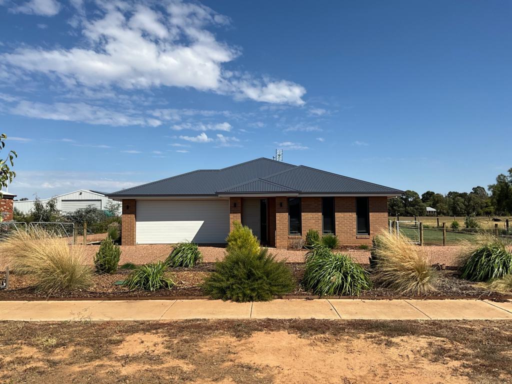 11 Toby Cres, Tatura, VIC 3616