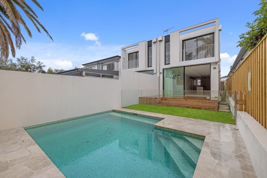 1/54 HASTINGS PDE, NORTH BONDI, NSW 2026