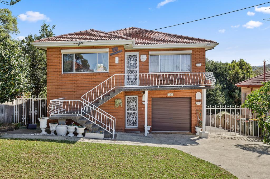 48 Cummins St, Unanderra, NSW 2526