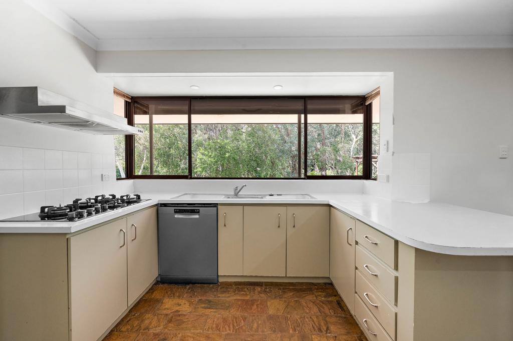 98 Amethyst Cres, Mount Richon, WA 6112
