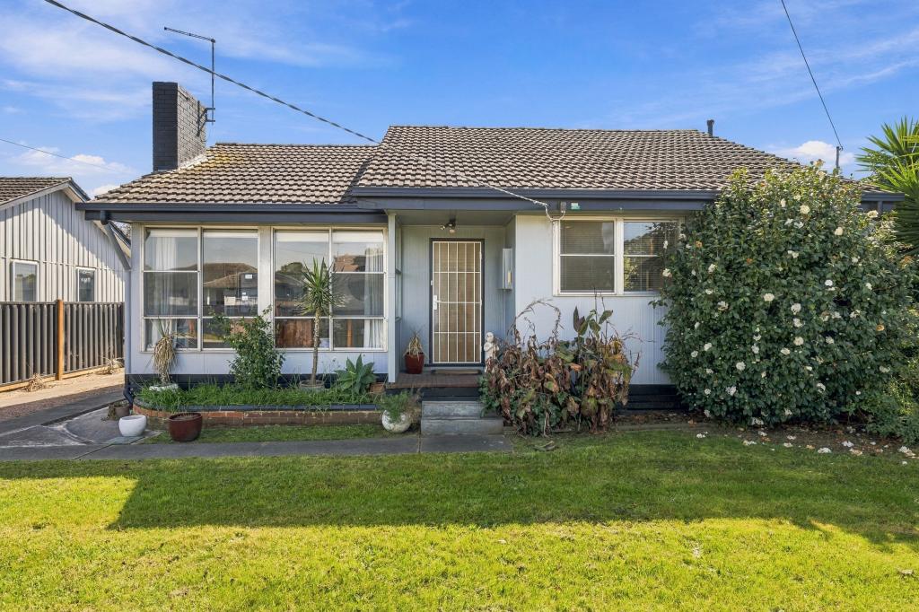 33 Overend Cres, Sale, VIC 3850