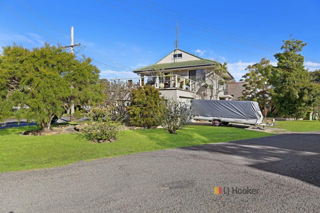 38 Natuna Ave, Budgewoi, NSW 2262