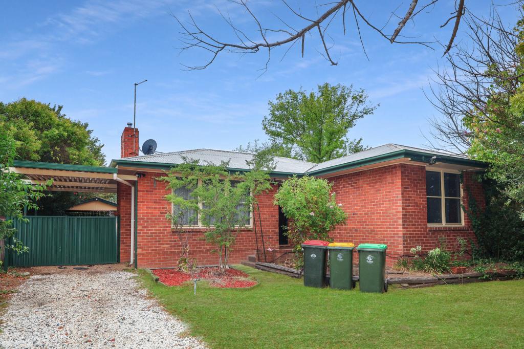 13 Hill St, West Bathurst, NSW 2795