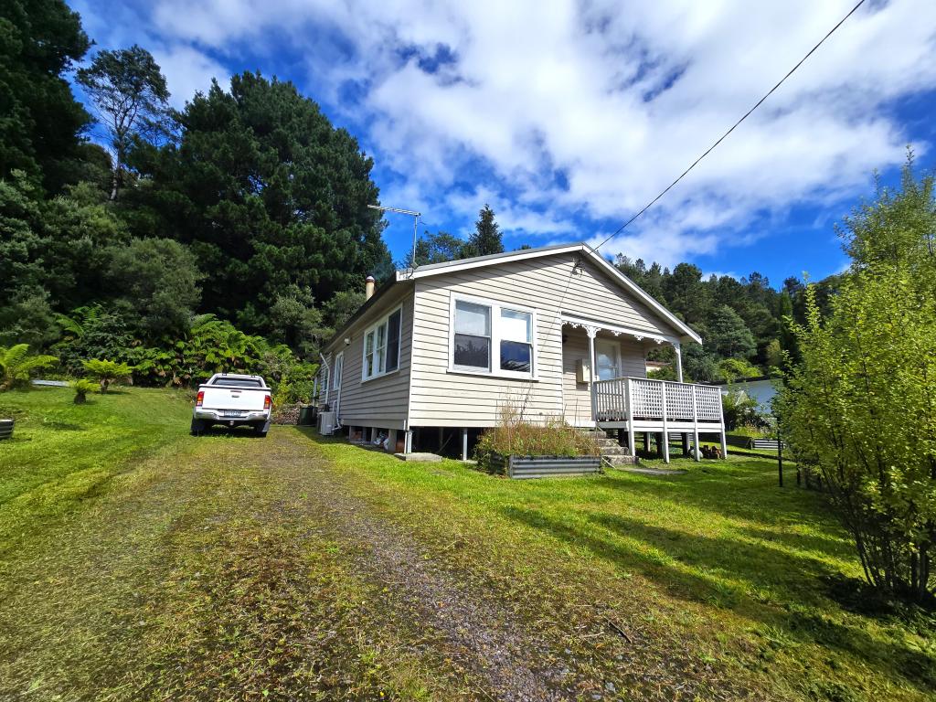 26 Batchelor St, Queenstown, TAS 7467