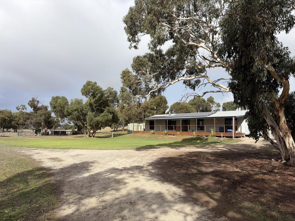 259 Jip Jip Rd, Petherick, SA 5267