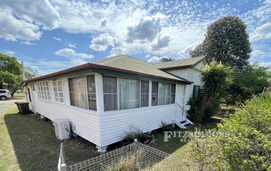 104 Drayton St, Dalby, QLD 4405