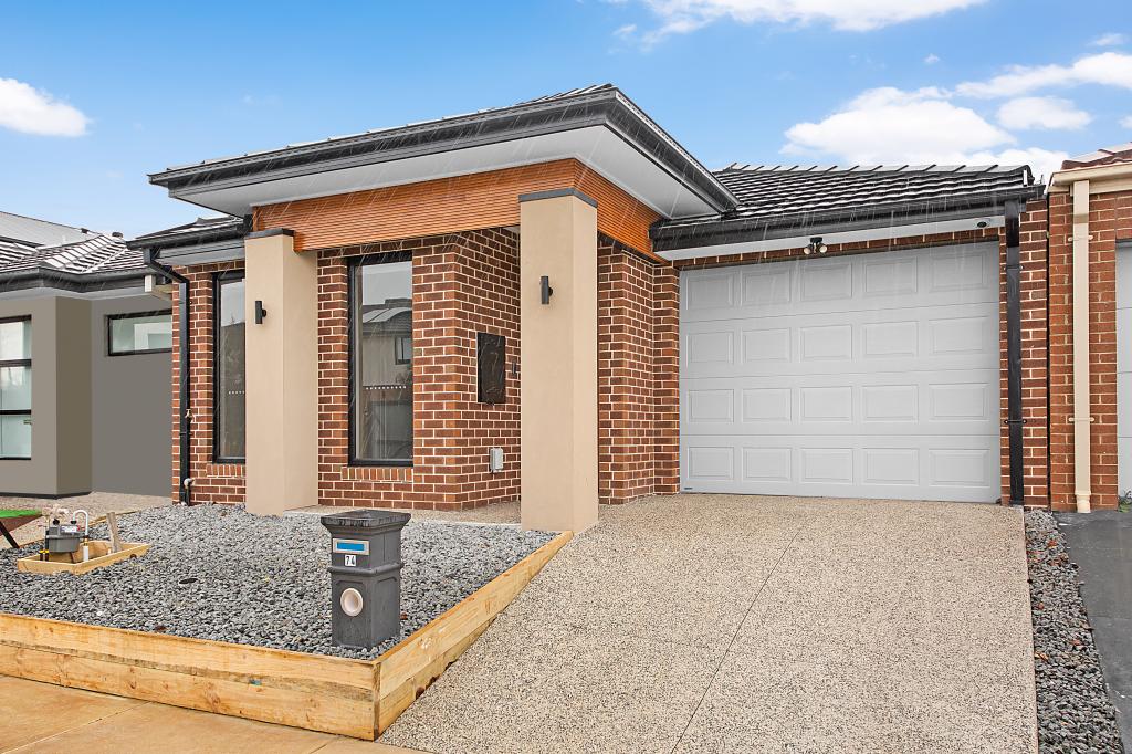 74 Bodnat St, Truganina, VIC 3029