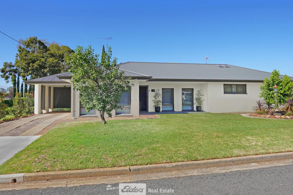 14 Blumer Ave, Griffith, NSW 2680