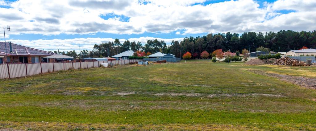 22 GORDON RD, CROOKWELL, NSW 2583