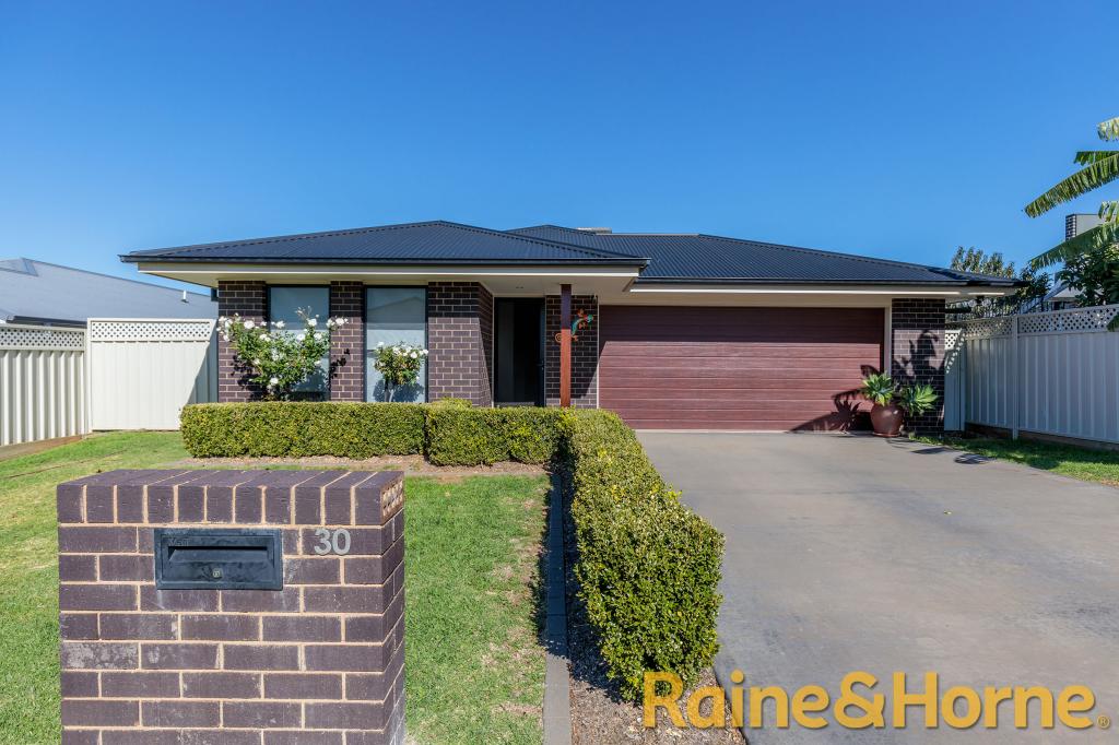 30 Sherrard Cres, Dubbo, NSW 2830