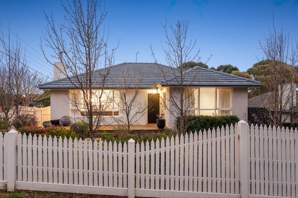 194 Holland Rd, Burwood East, VIC 3151