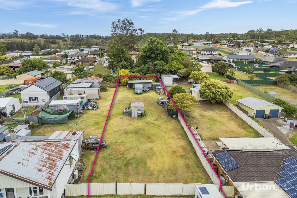 13 WHITBURN ST, GRETA, NSW 2334