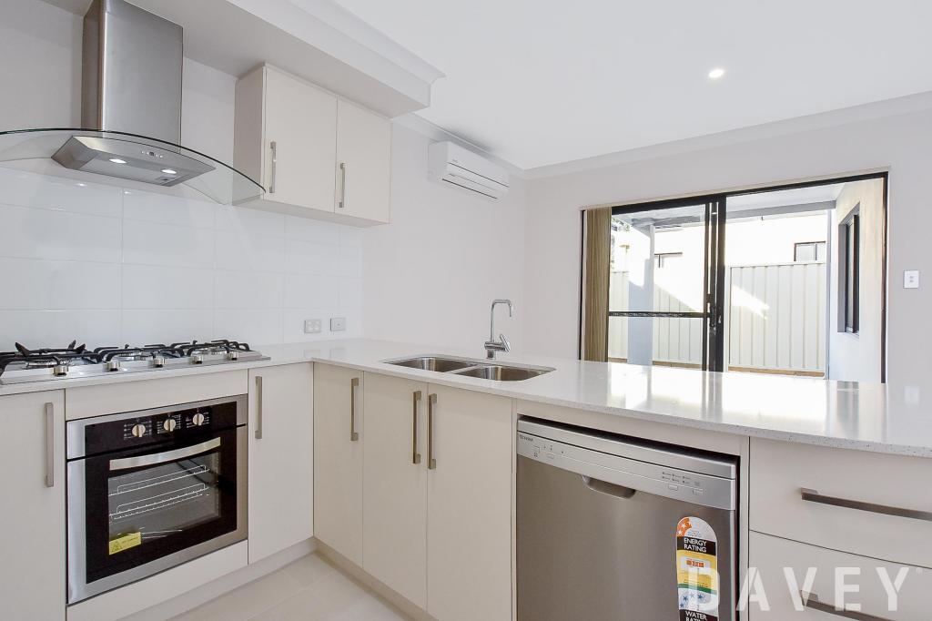15B NANGETTY ST, INNALOO, WA 6018