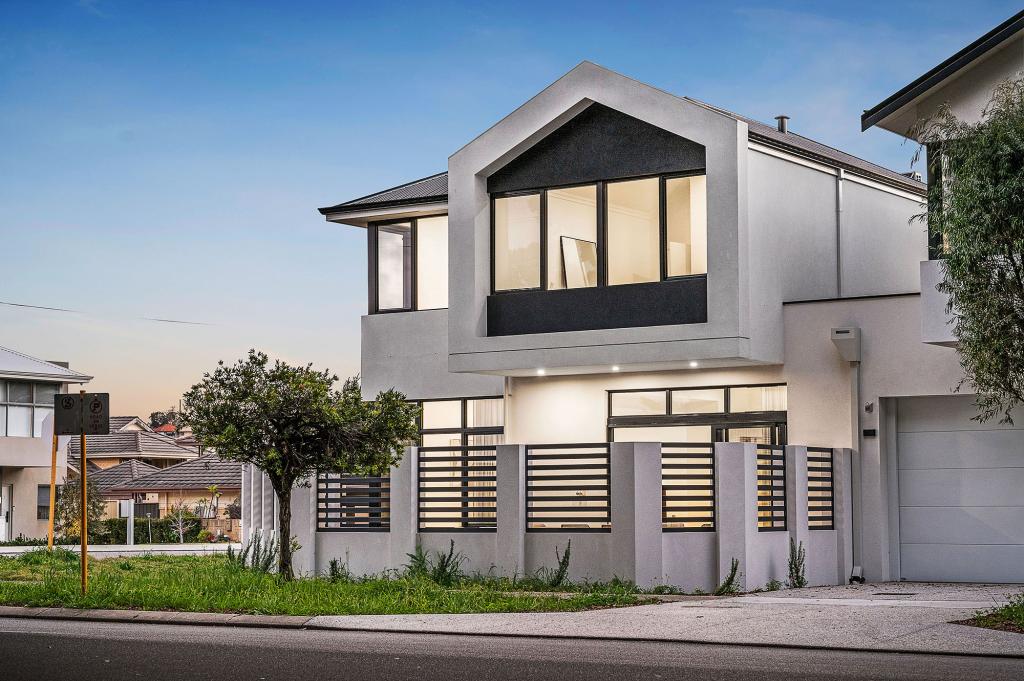 18C THRALL ST, INNALOO, WA 6018